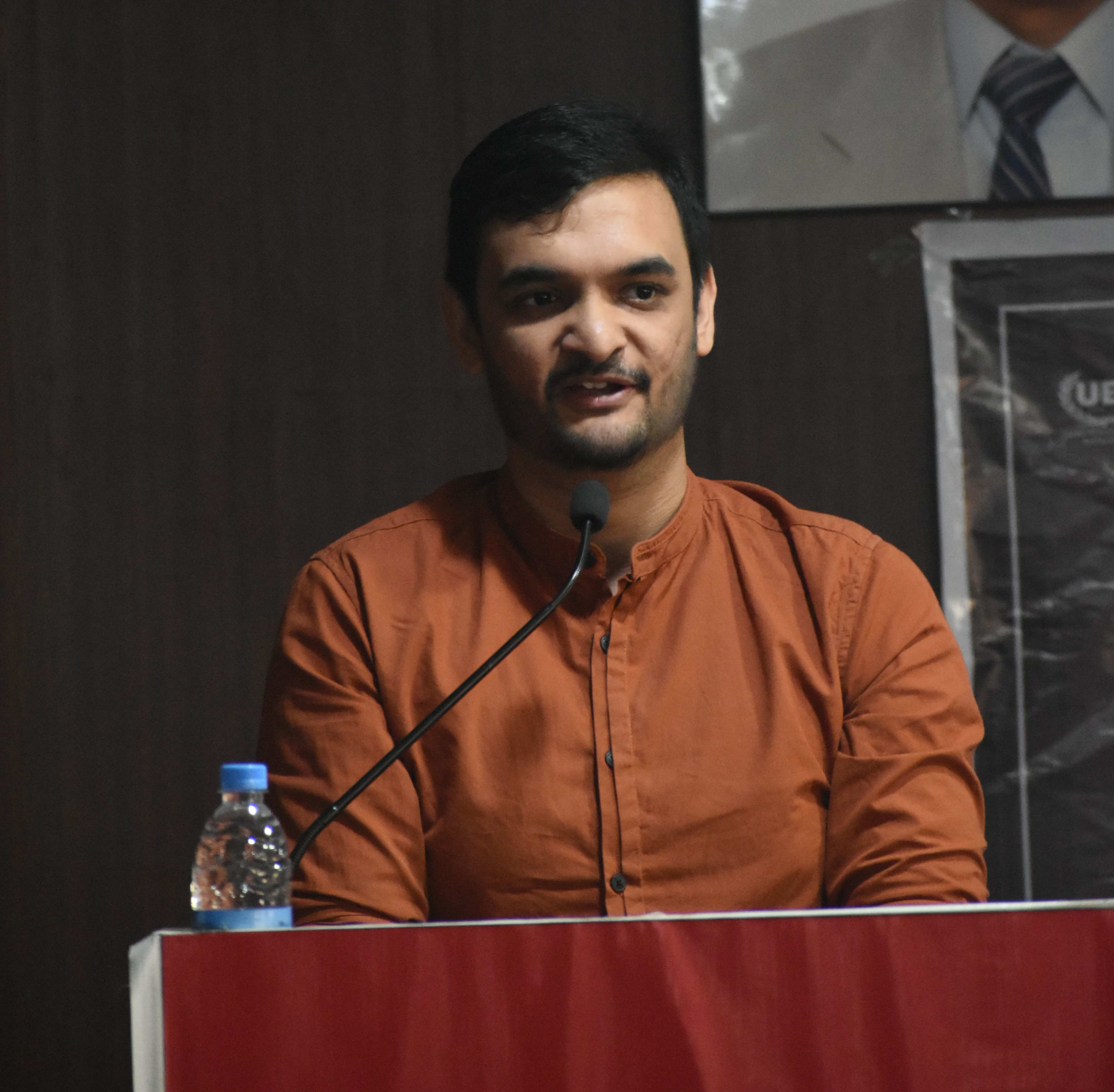 https://res.cloudinary.com/dvky83edw/image/upload/v1789117210/qdmwofrxbt8xfzjshqhq.jpg