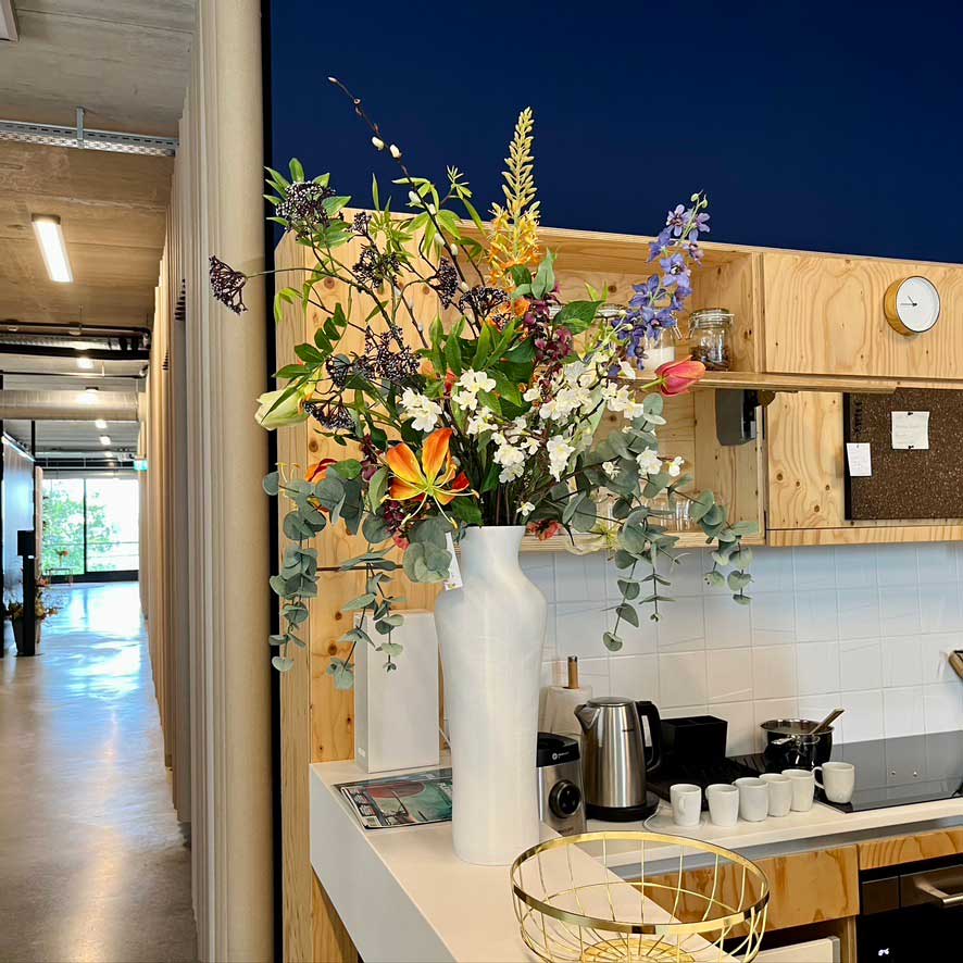 Flowerdutchess Zijden bloemen boeket 123 paars blauw oranje wit 2