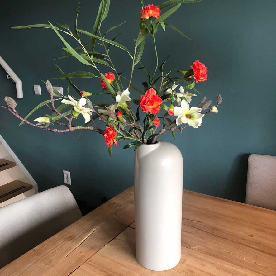 FlowerDutchess zijden bloemen kunstbloemen anjer magnolia eucalyptus