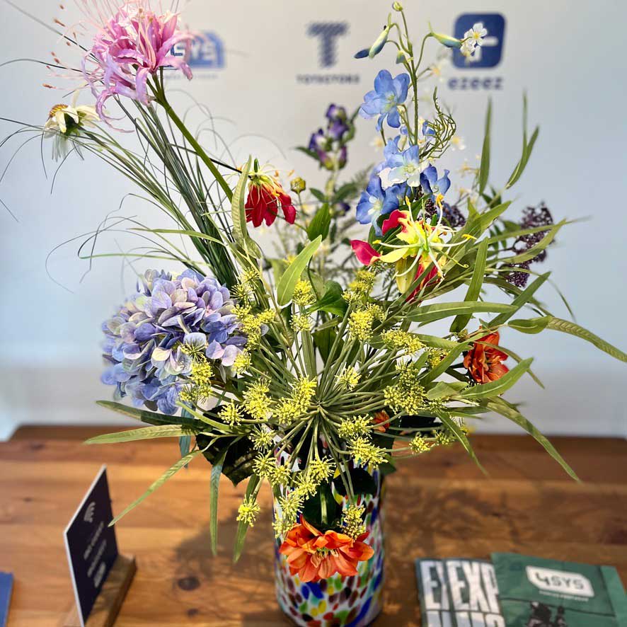 FlowerDutchess kunstbloemen berenklauw hortensia gloriosa dahlia nerine echineacea ridderspoor