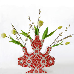 Tulips white pussy willow lotte van laatum 1