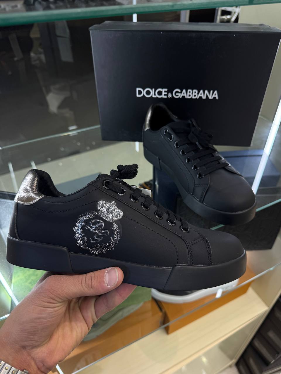 DOLCE & G