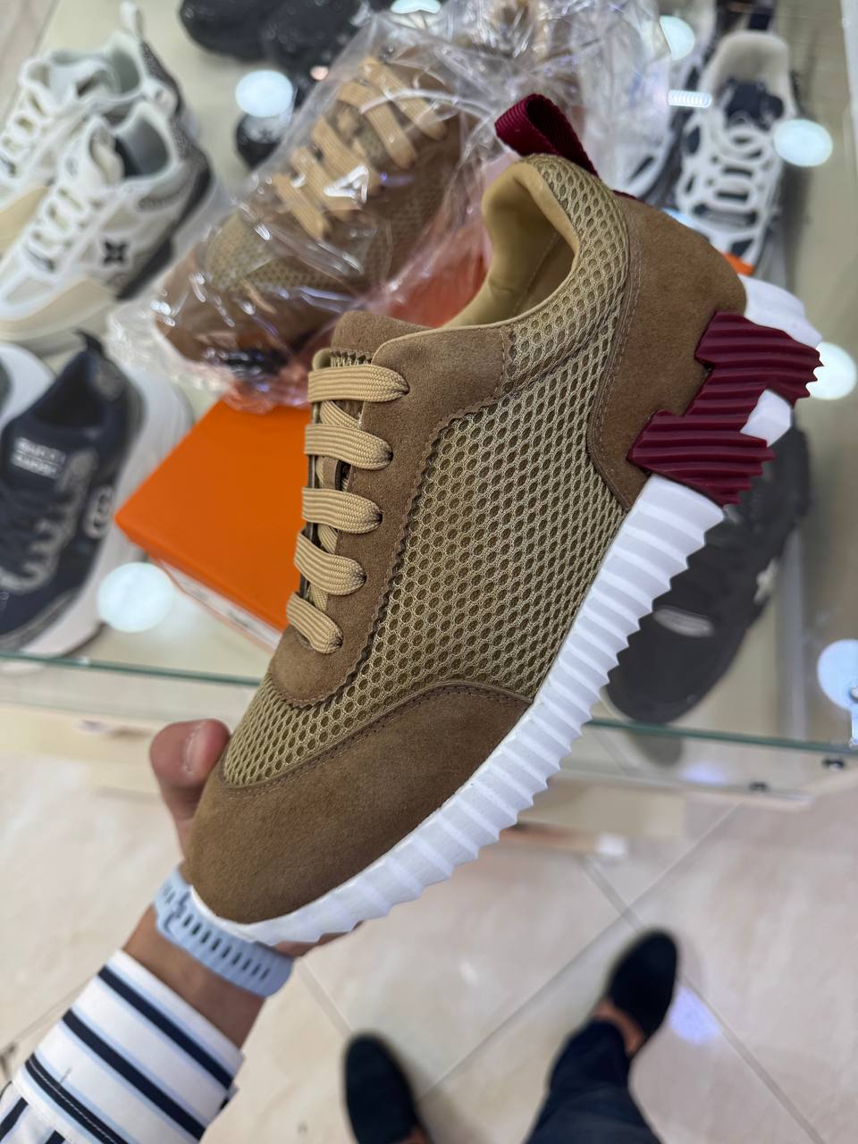 NEW HERMES