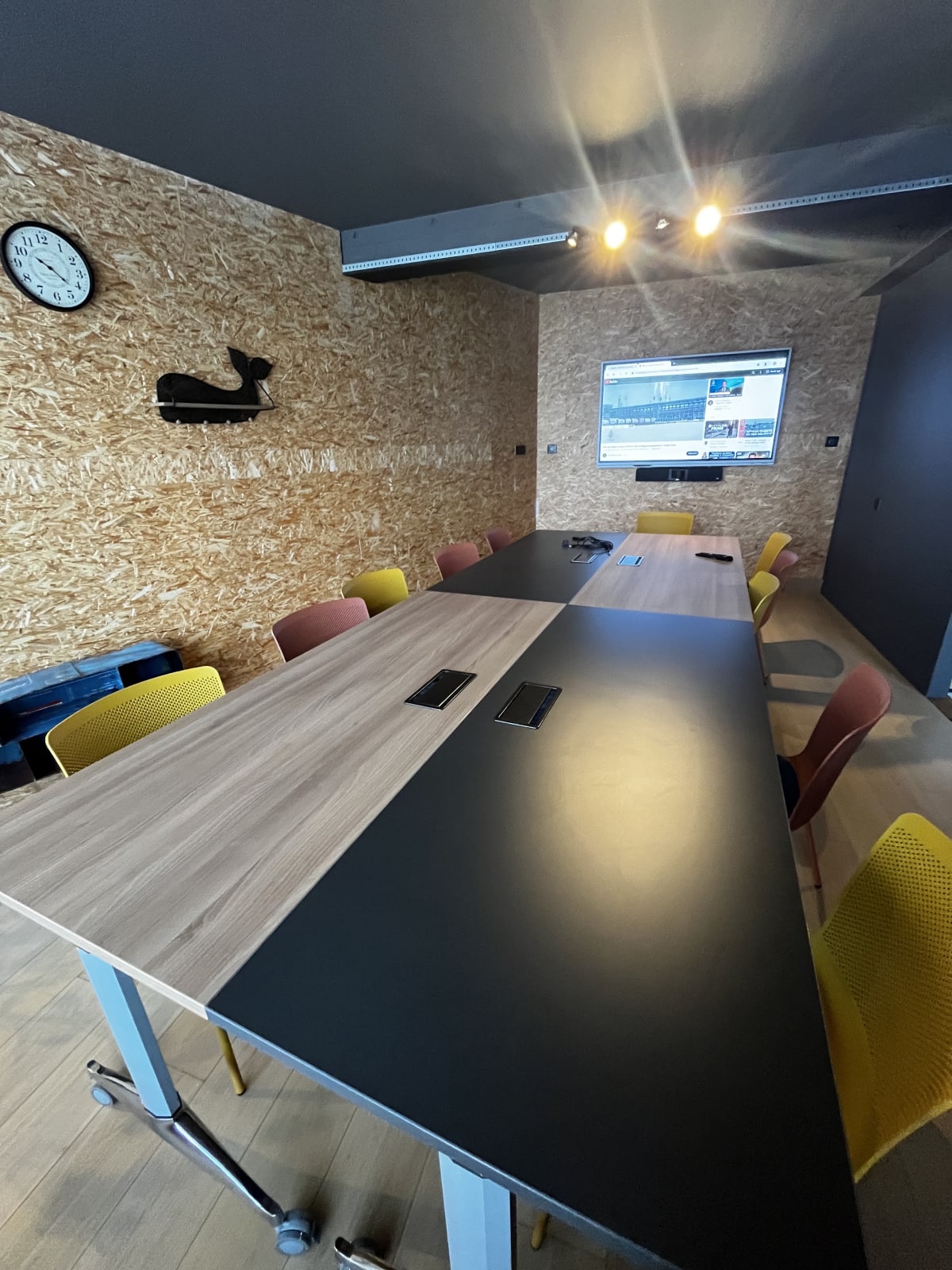 Salle de réunion 12 personnes