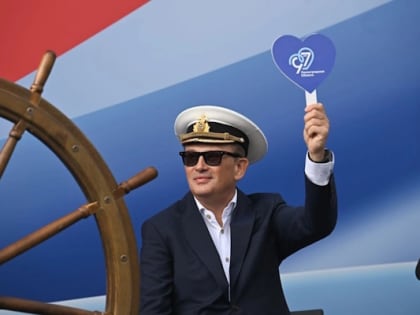 Поздравление с юбилеем главы администрации Волховского района