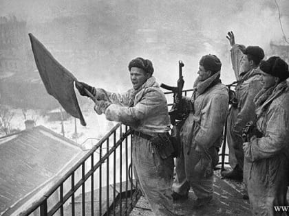 О доблестных защитниках и освободителях Гатчины