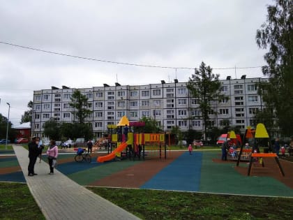 Владимир Путин объявил о продлении конкурса лучших проектов по созданию комфортной городской среды в малых городах и исторических поселениях.