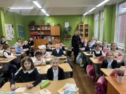 Самым важным пешеходам и пассажирам рассказали о безопасности