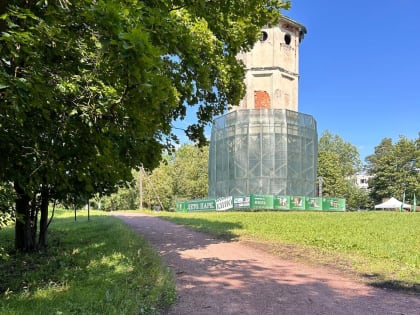 Приоратскому парку - обновленные дорожки