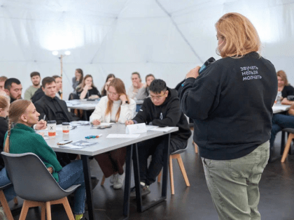 Слет молодежных объединений в Ленинграде