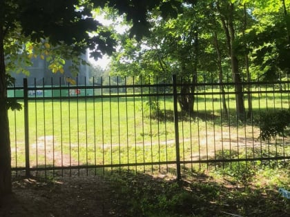 Начало ограждения Приоратского парка в Гатчине