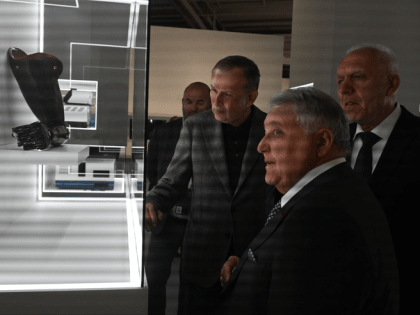 Новая выставка о достижениях российской науки в Манеже