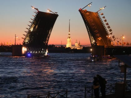 В честь китайского Нового года в Петербурге разведут Дворцовый мост