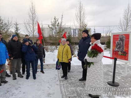 В Гатчине открыли стенды героям-афганцам
