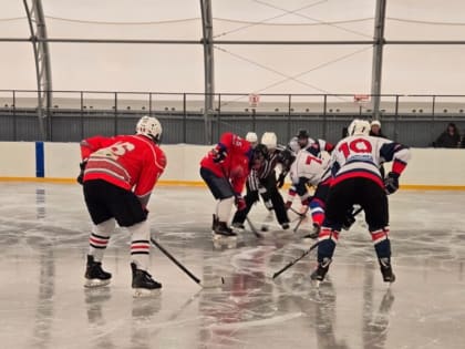 Рождественский турнир по хоккею стартовал!