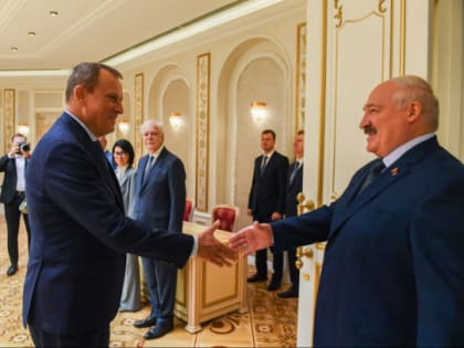 Белорусы на стройках, ленинградцы на курортах. О чем совместном договорились Дрозденко и Лукашенко