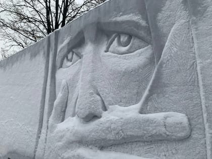 Сергей Яхнюк поздравил земляков с гатчинским Днём Победы