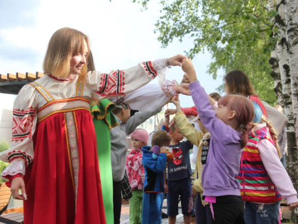 Загадочный Иван Купала зовет в Ленобласть
