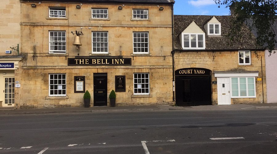 The Bell Inn, pub lokal di Goosey