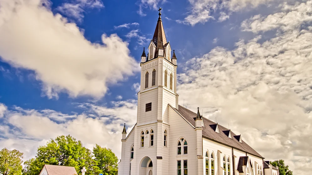 Gambar Eksterior Gereja - 1stchurchcslb.org