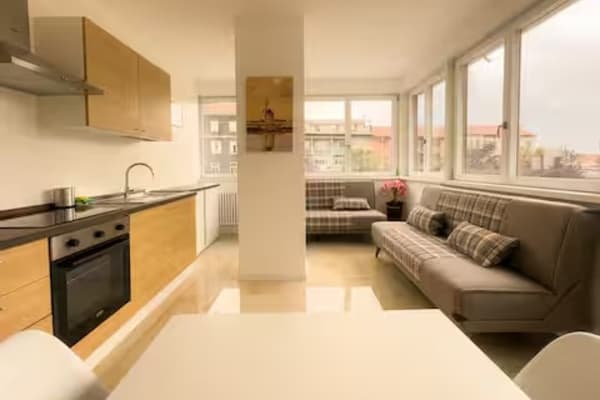 Giga Apartments | 8B