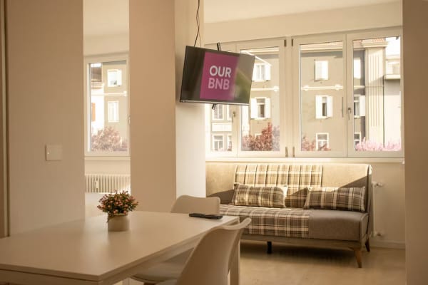 Giga Apartments | 7B