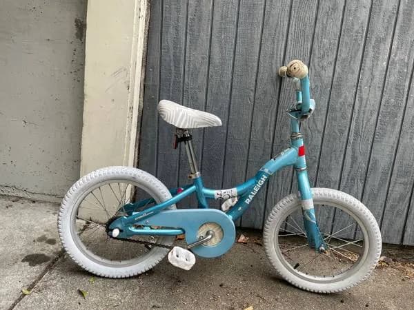Raleigh toddler bike in good condition