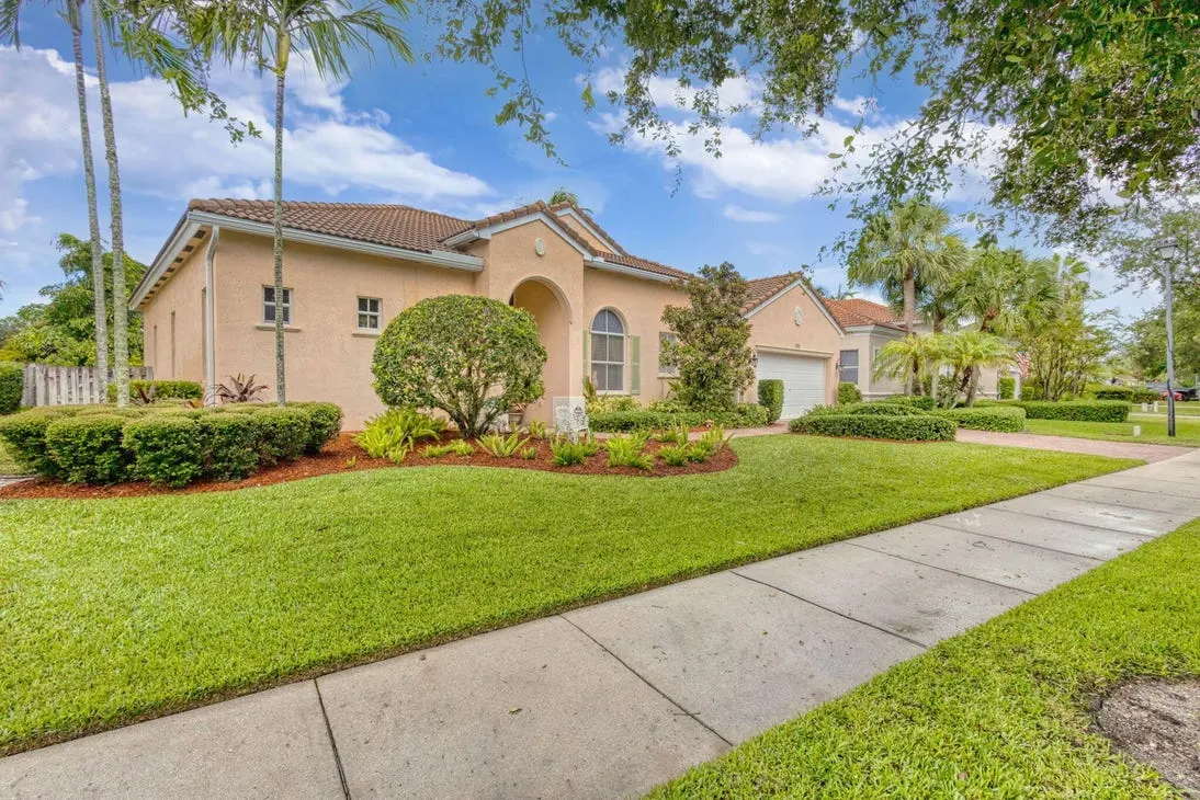 Single Family Detached, Mediterranean