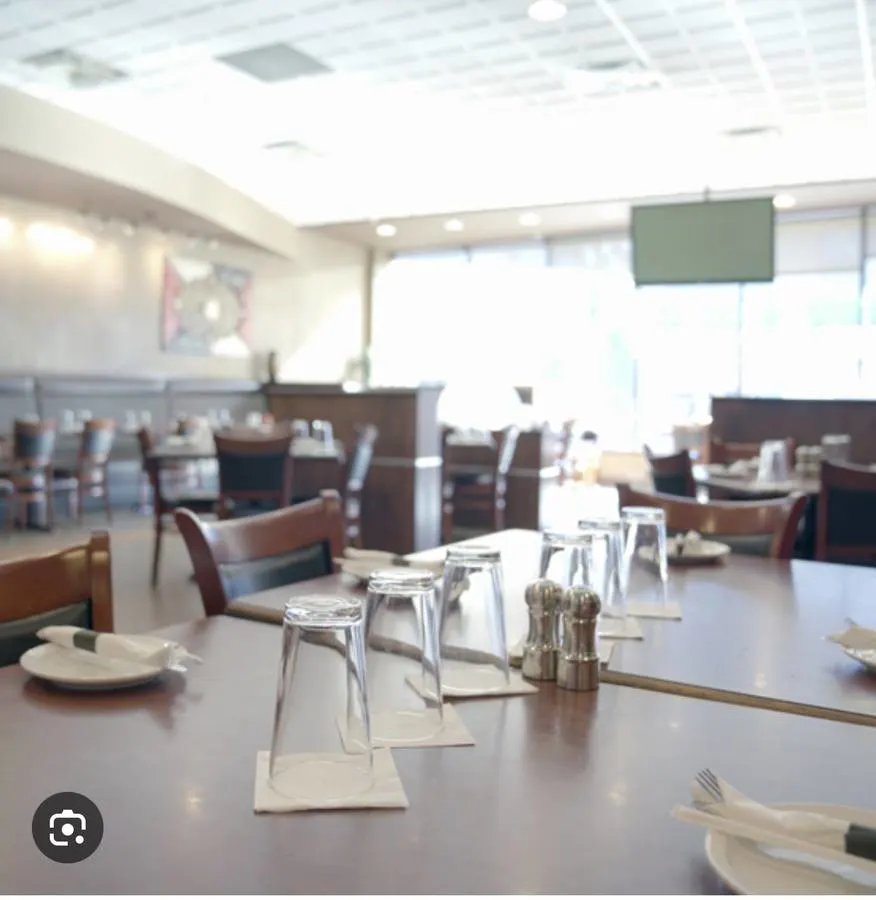 Hiring in Dearborn: Line Cooks & Servers