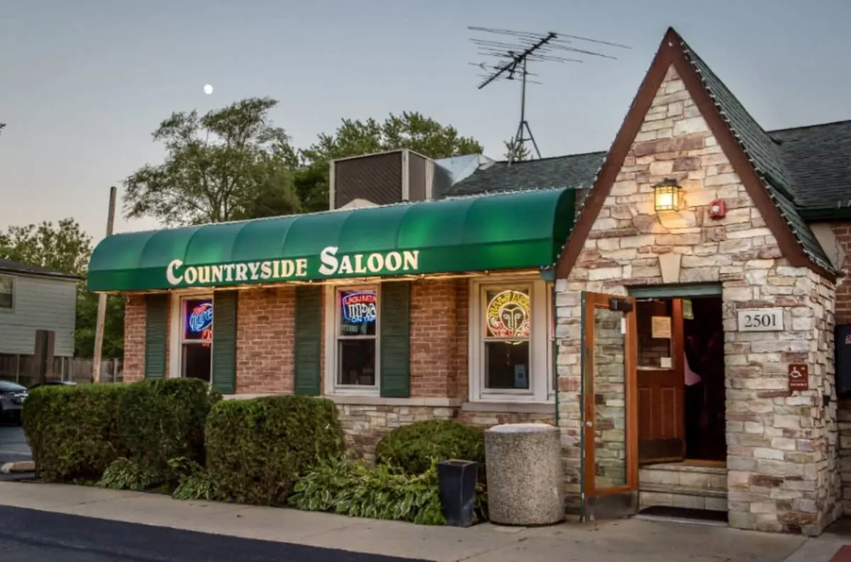 Now Hiring: Evening Line Cooks in Illinois