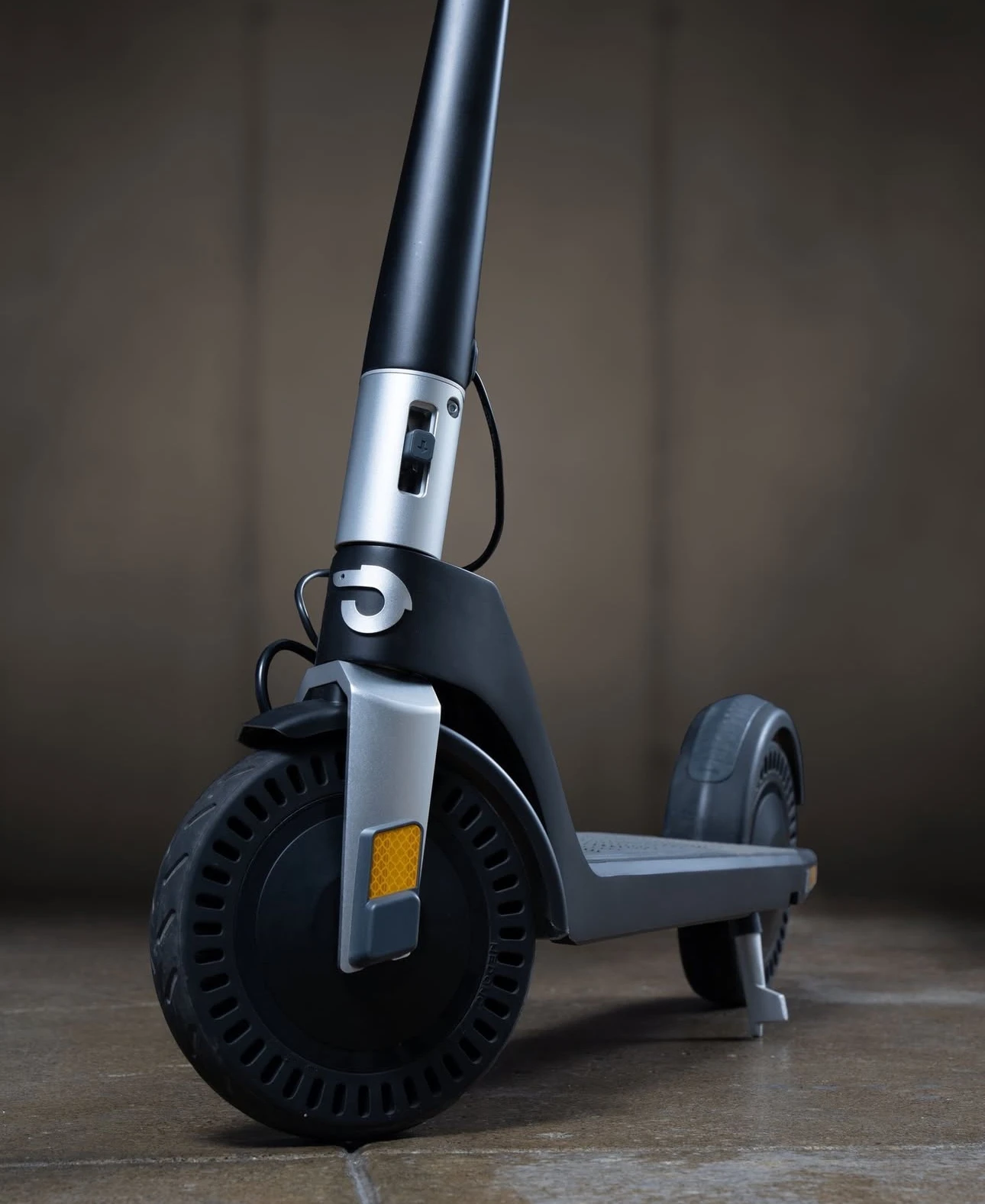 Electric Scooter – Fast, Reliable & Ready to Ride