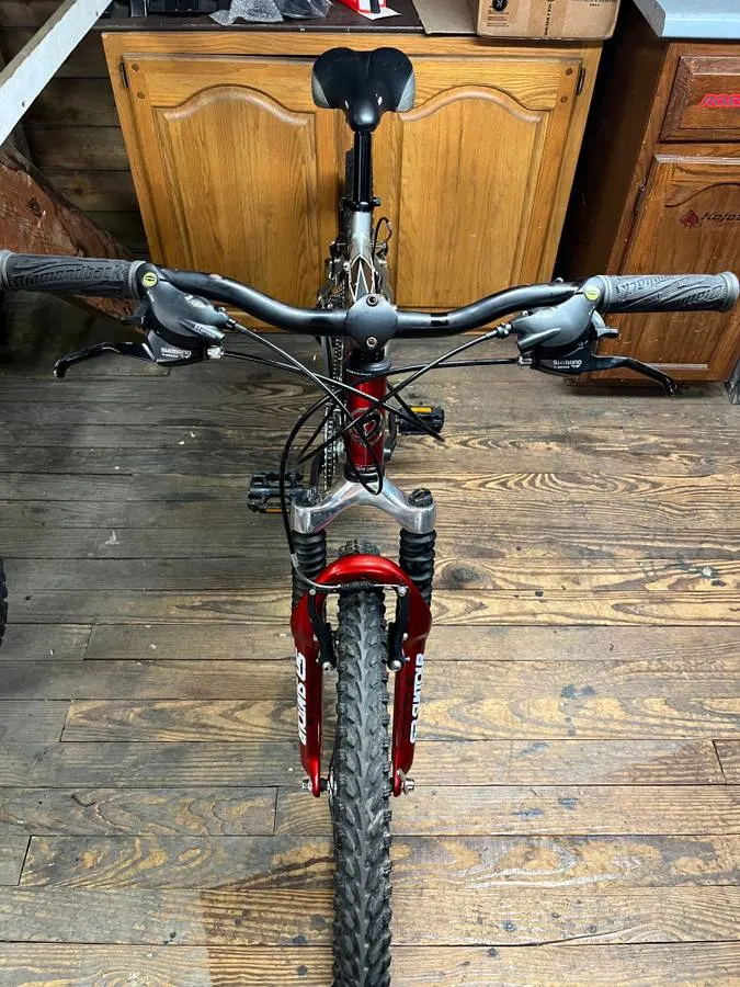 Diamondback Response 18" Mountain Bike