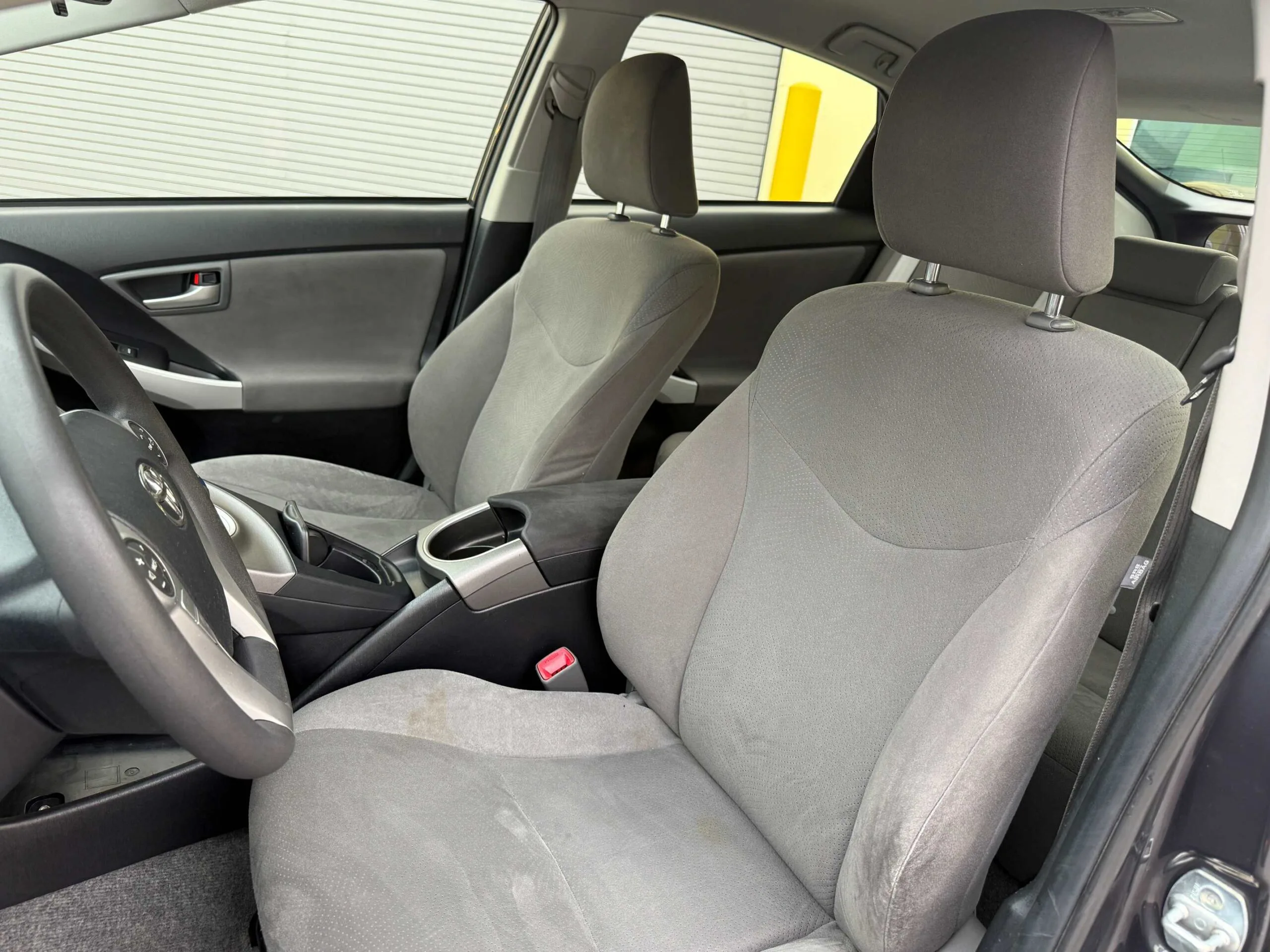 Tyota Prius PHV – Passenger Cars