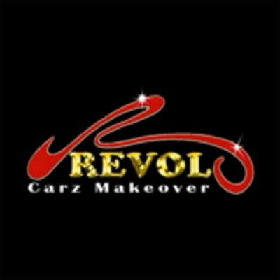 Revol Carz Garage logo