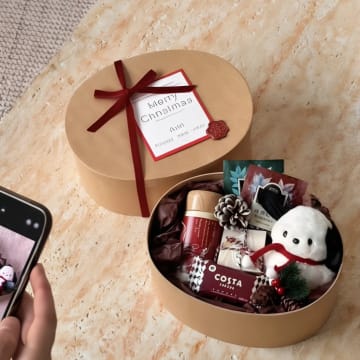Cozy Charm Gift Box