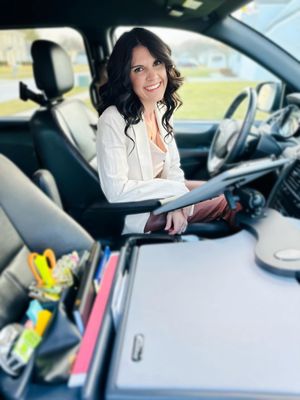 Professional mobile notary organized and ready for an on-location signing appointment