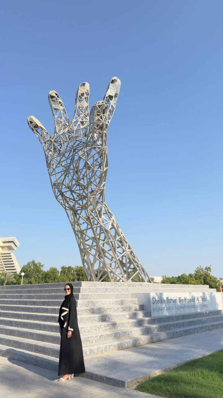 Michelle Razo at theSculpture for the Sheikh Tamim Bin Hamad Al Thani International Anti-Corruption Excellence Award