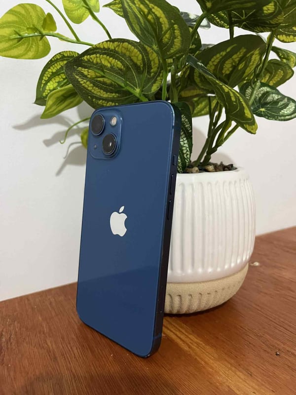 iPhone 13
