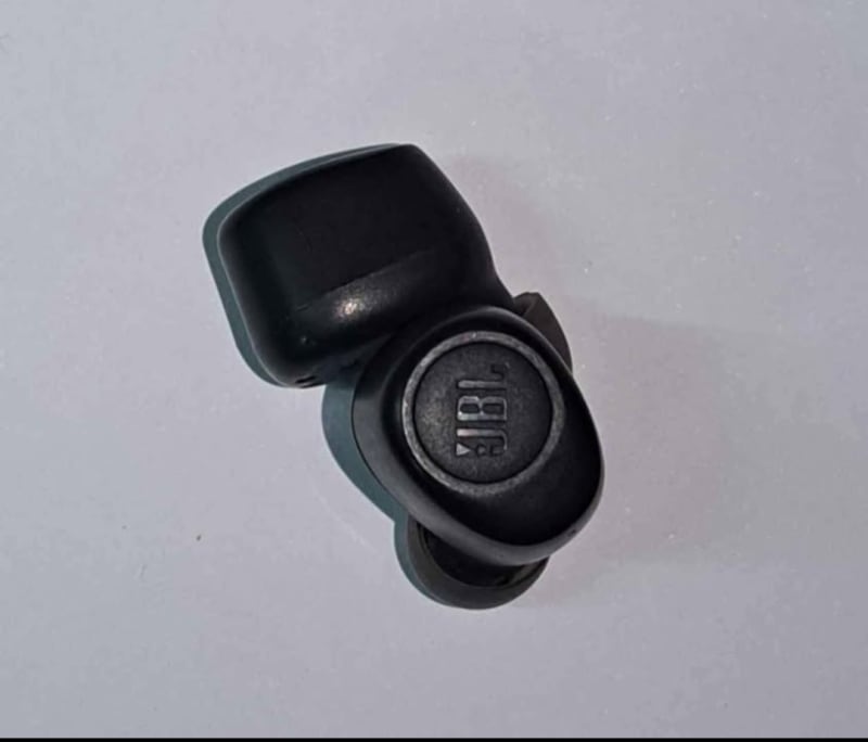 Audifono JBL wave 100 TWS inalambrico sin caja de carga