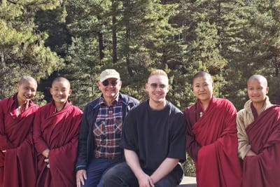 Bhutanese Nuns with our guests itzxir