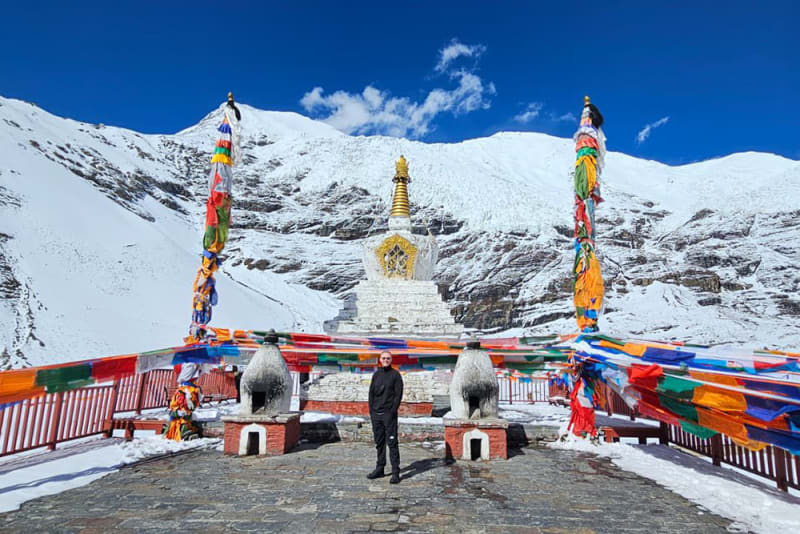 Karola Glacier in Tibet