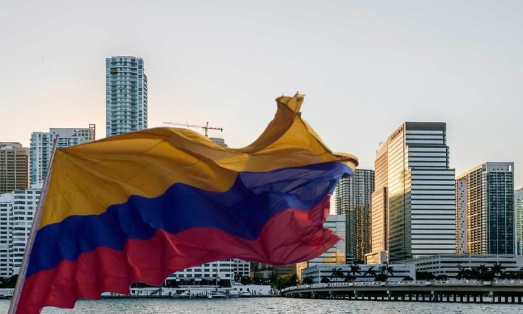 Colombianos son los que más buscan casas en Miami
