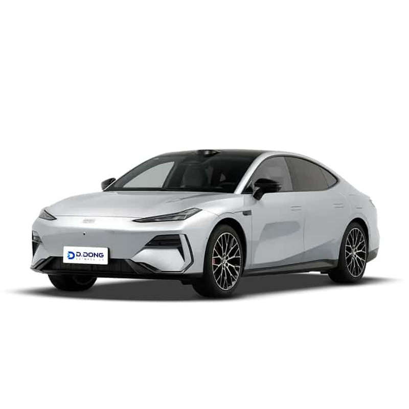 صورة جيلي غالاكسي E8 2025