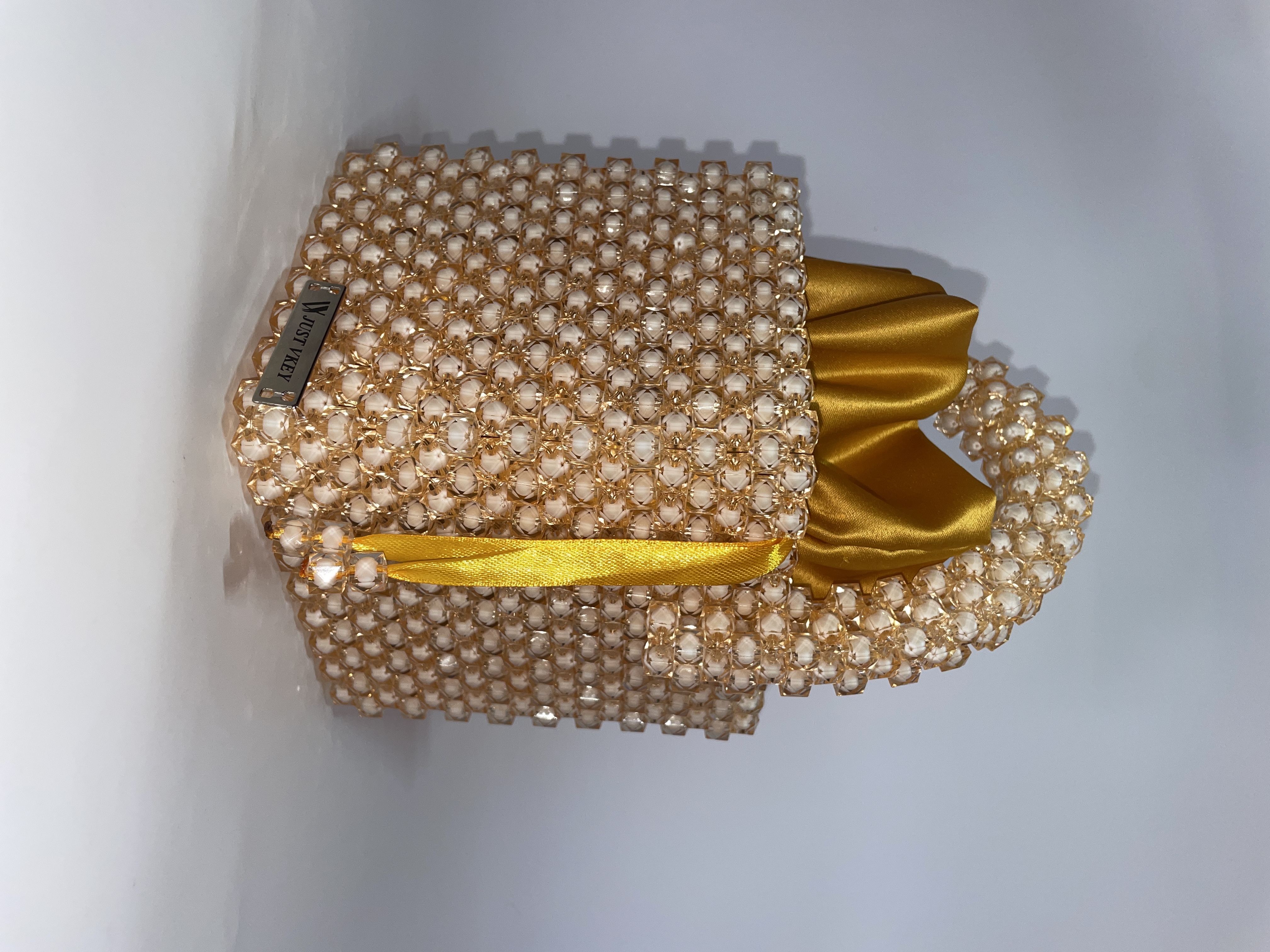 CHIC BAG IN Gold