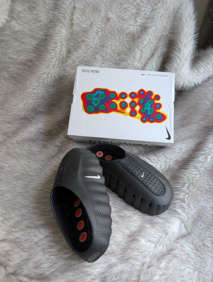 Nike  mind black