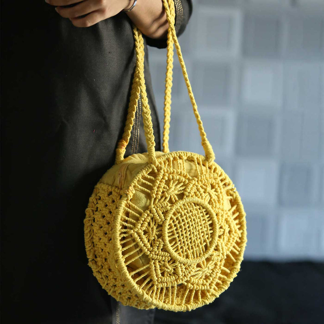 Macrame circle bag