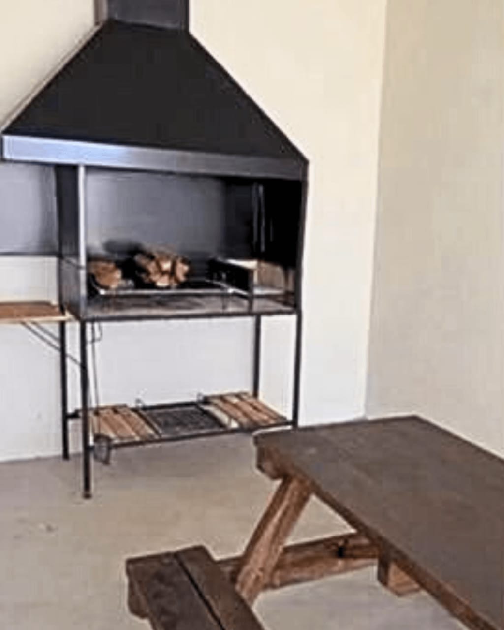 Alojamiento con parrilla y cochera en san rafael mendoza