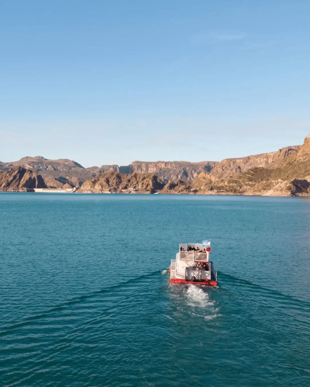 Catamarán Embalse los reyunos 2026