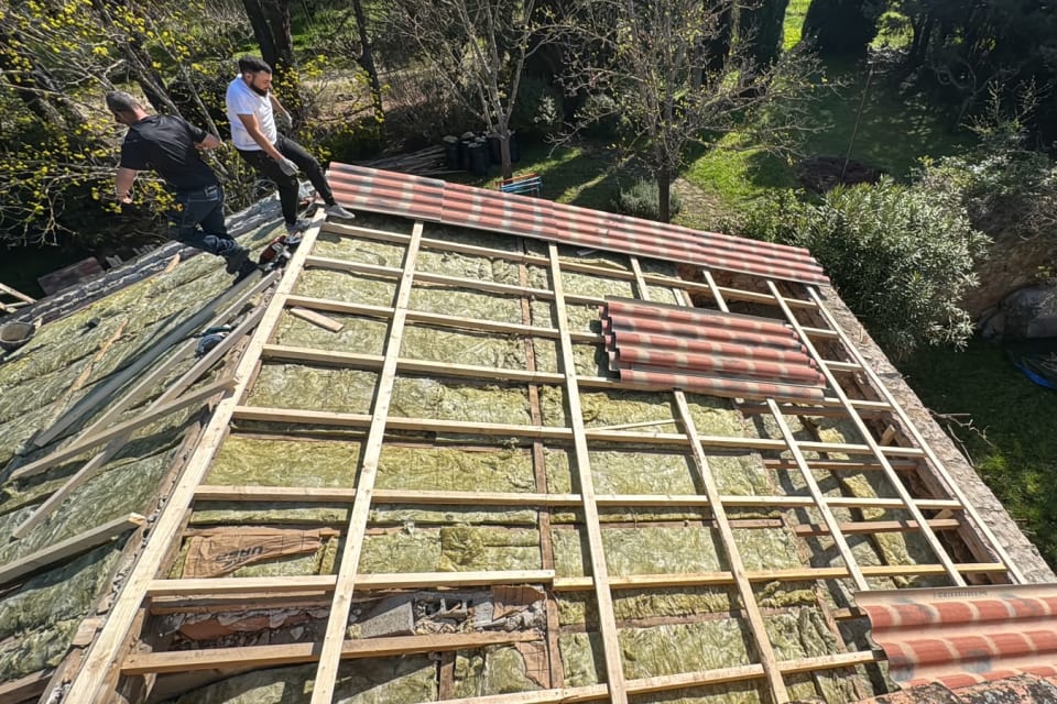 Remplacement complet de toiture et charpente à Pujaut (Gard) — Antho Couverture