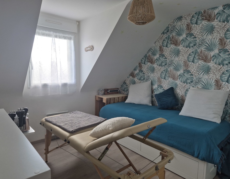 Le cabinet Silhouette Care Home à Lamballe-Armor — pièce dédiée